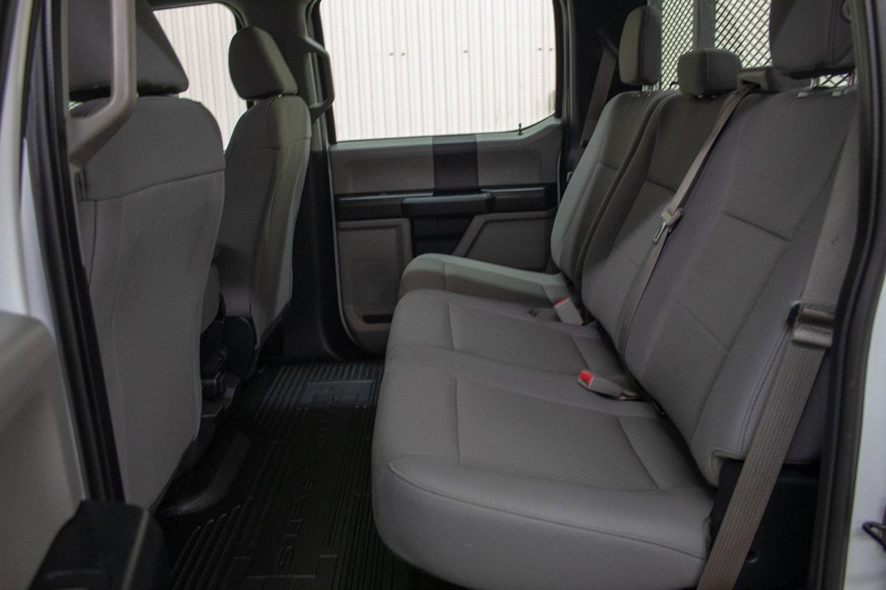 2017 Ford F-350 4x4 Crew Cab XL Flat Deck Red Deer AB