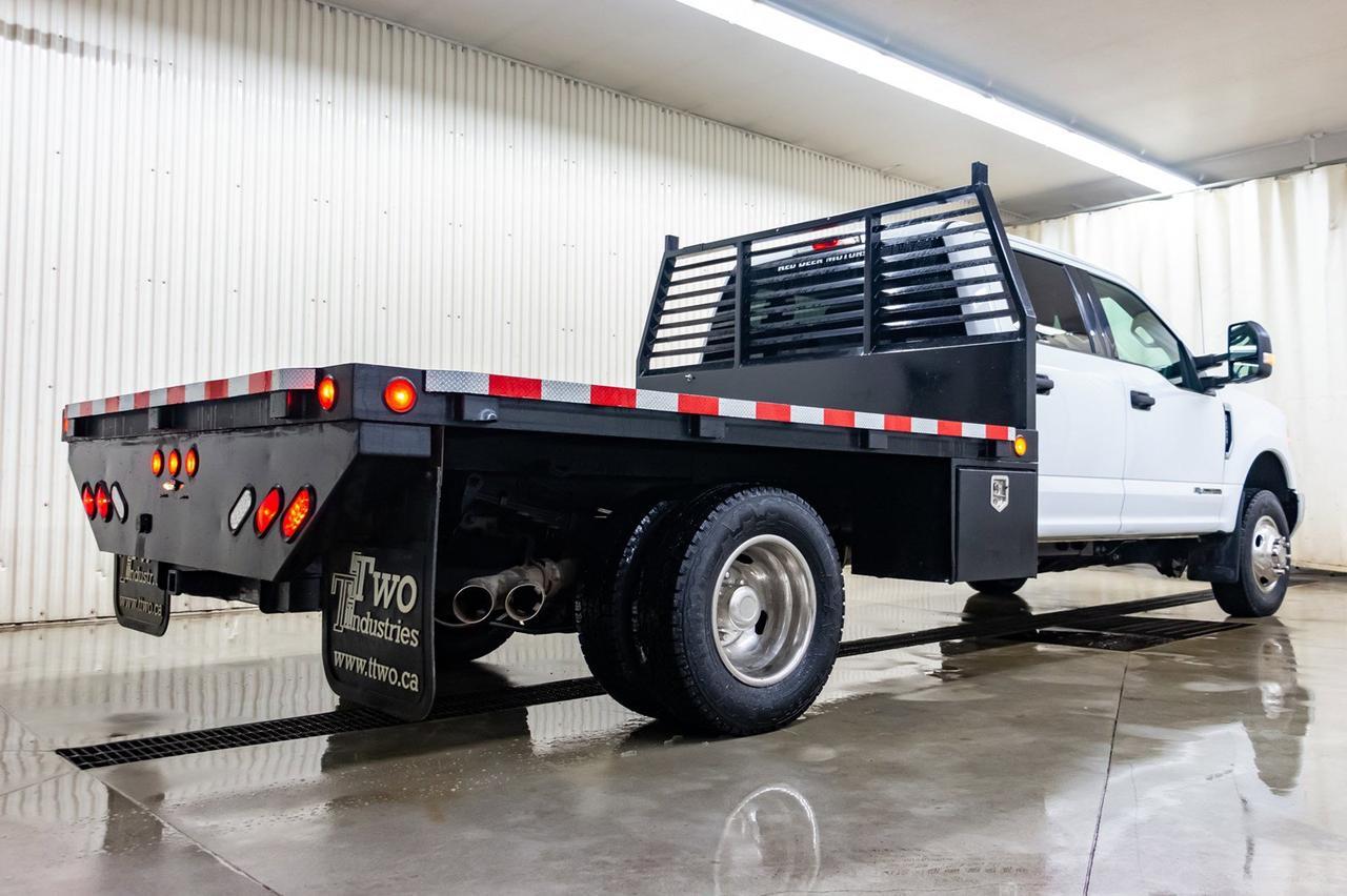 2017 Ford F-350 4x4 Crew Cab XLT Deck Dually Diesel Red Deer AB