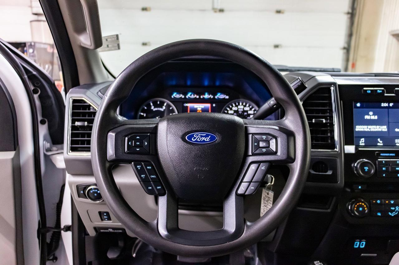 2017 Ford F-350 4x4 Crew Cab XLT Deck Dually Diesel Red Deer AB