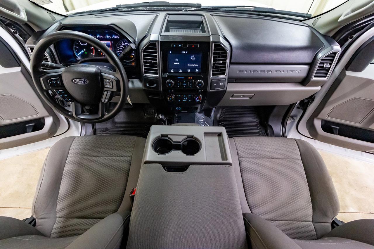 2017 Ford F-350 4x4 Crew Cab XLT Deck Dually Diesel Red Deer AB