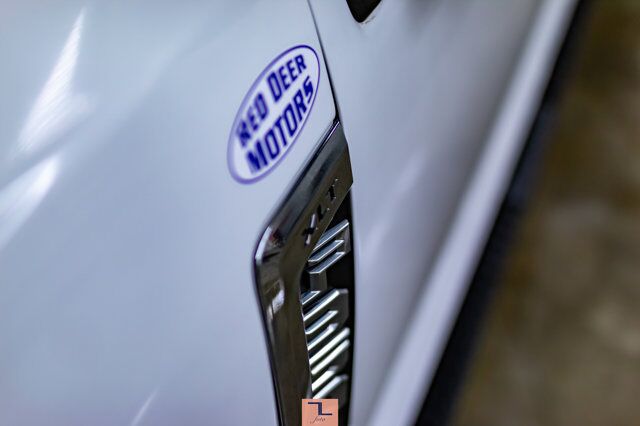 2017 Ford F-350 4x4 Crew Cab XLT Deck Dually Red Deer AB