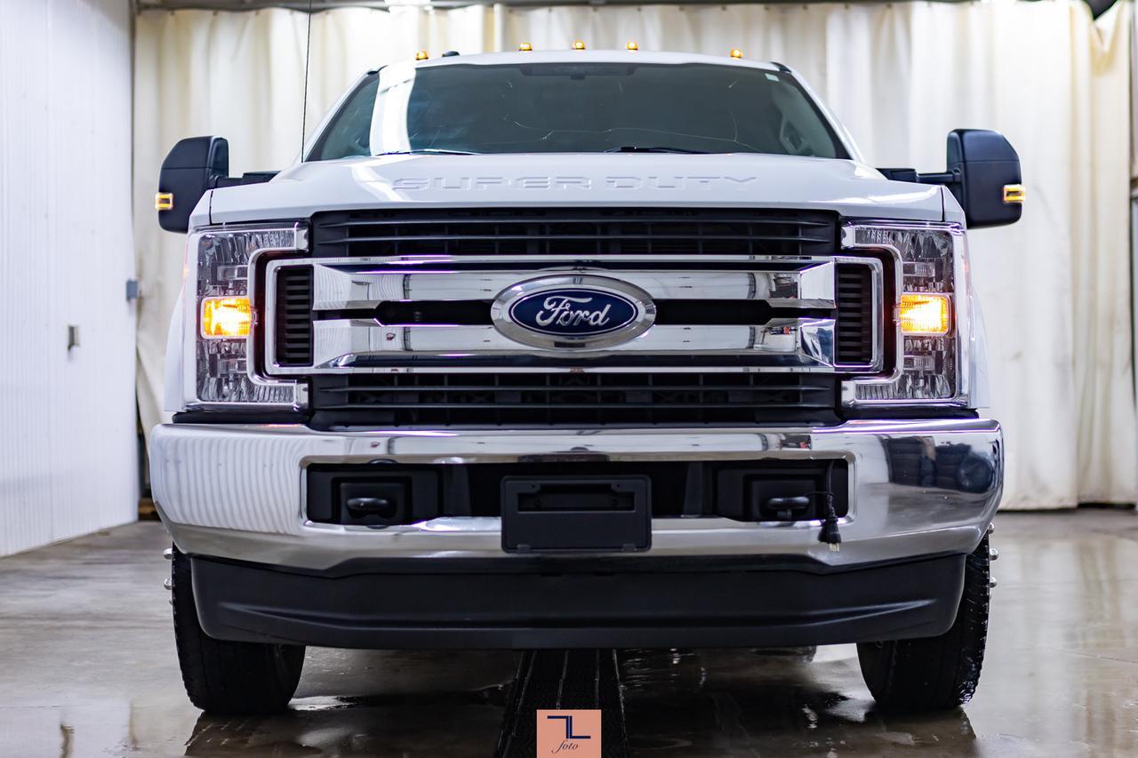2017 Ford F-350 4x4 Crew Cab XLT Deck Dually Red Deer AB