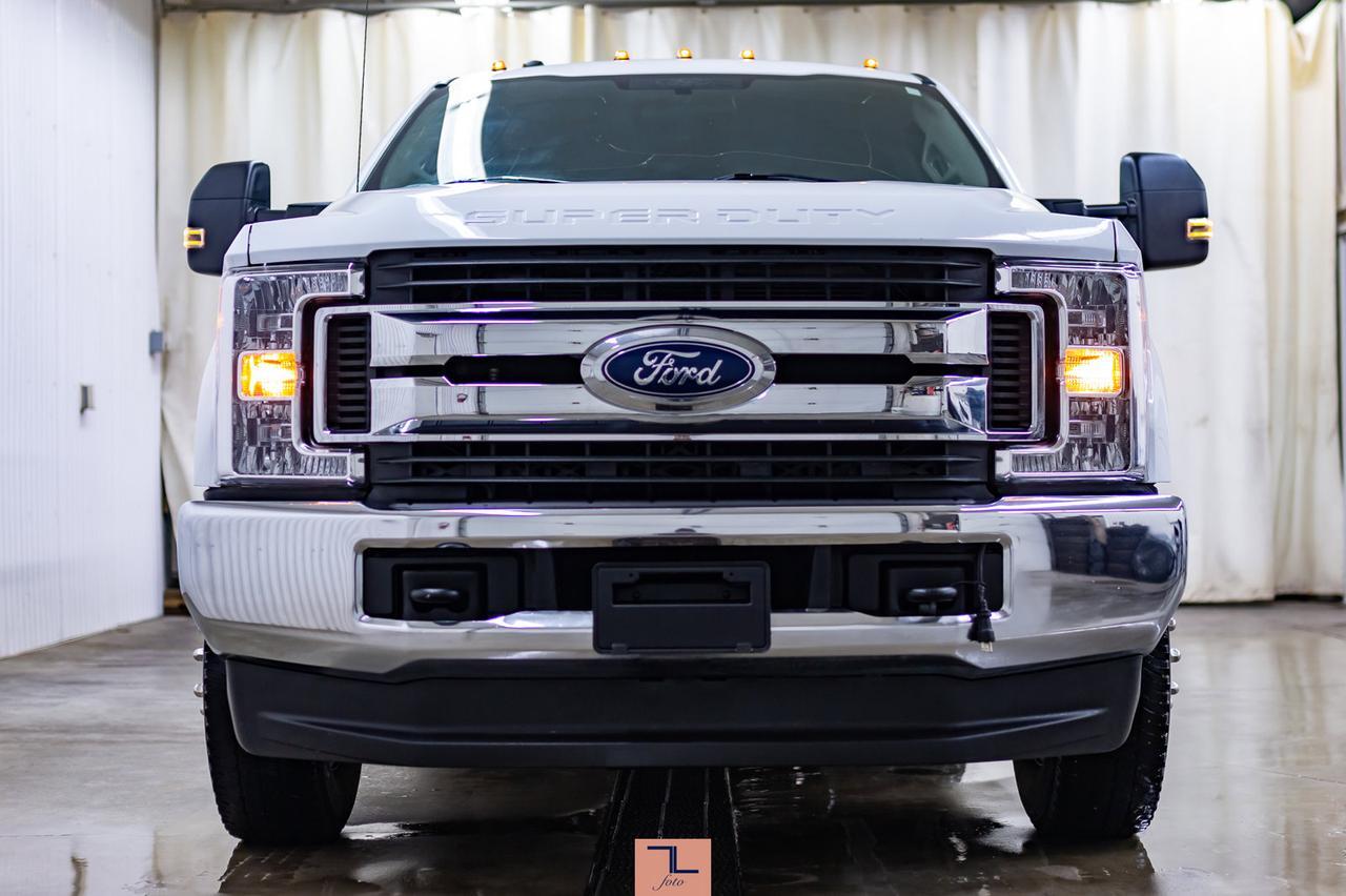 2017 Ford F-350 4x4 Crew Cab XLT Deck Dually Red Deer AB