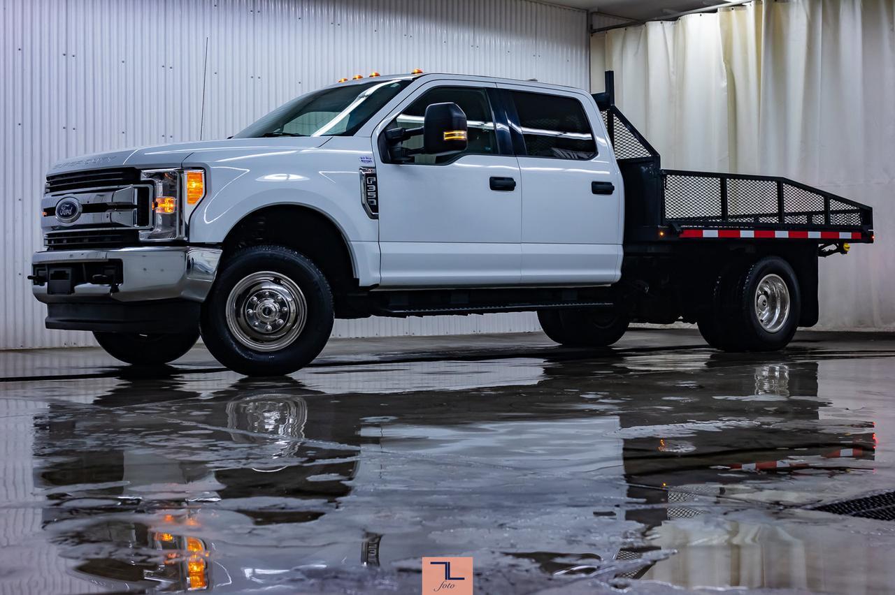 2017 Ford F-350 4x4 Crew Cab XLT Deck Dually Red Deer AB