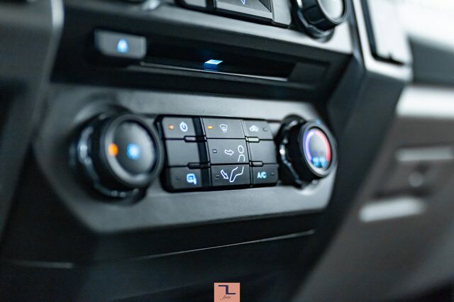 2017 Ford F-350 4x4 Crew Cab XLT Deck Dually Red Deer AB