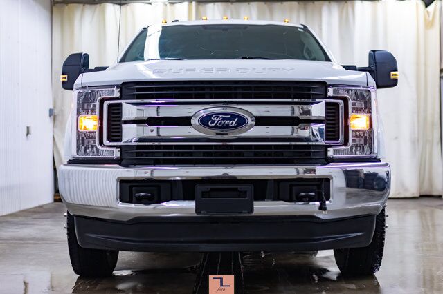 2017 Ford F-350 4x4 Crew Cab XLT Deck Dually Red Deer AB