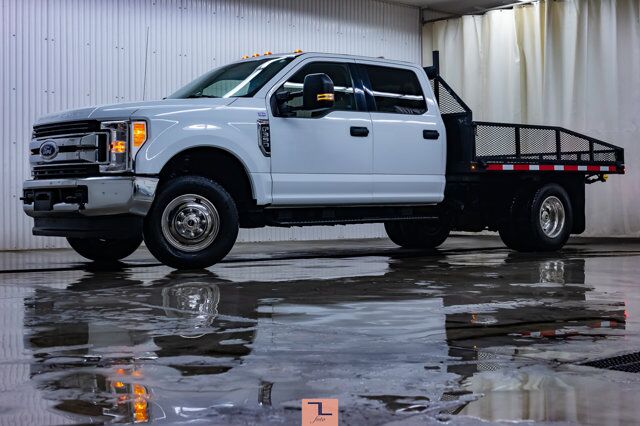 2017 Ford F-350 4x4 Crew Cab XLT Deck Dually Red Deer AB