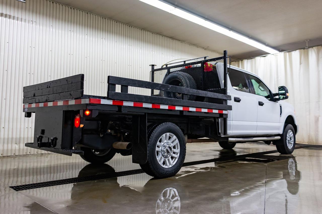 2017 Ford F-350 4x4 Crew Cab XLT Deck Red Deer AB