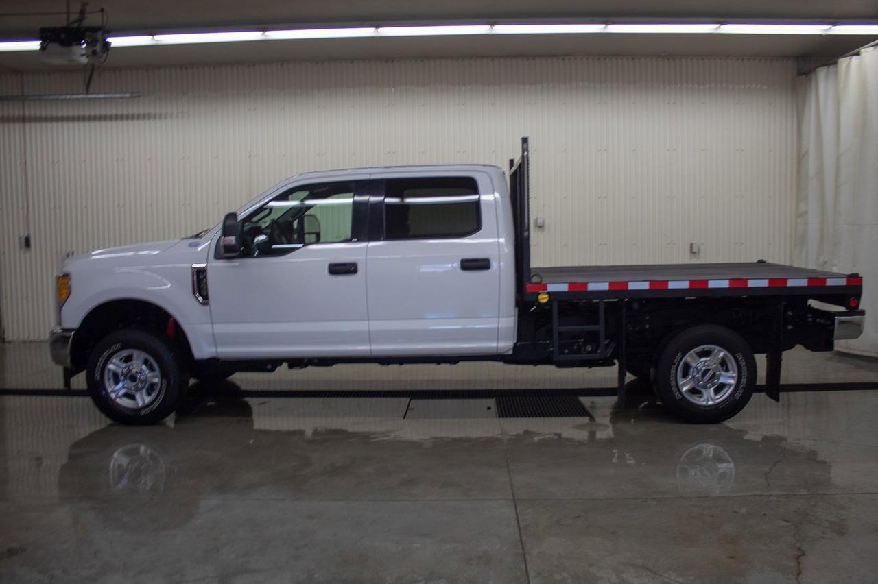 2017 Ford F-350 4x4 Crew Cab XLT Deck Red Deer AB