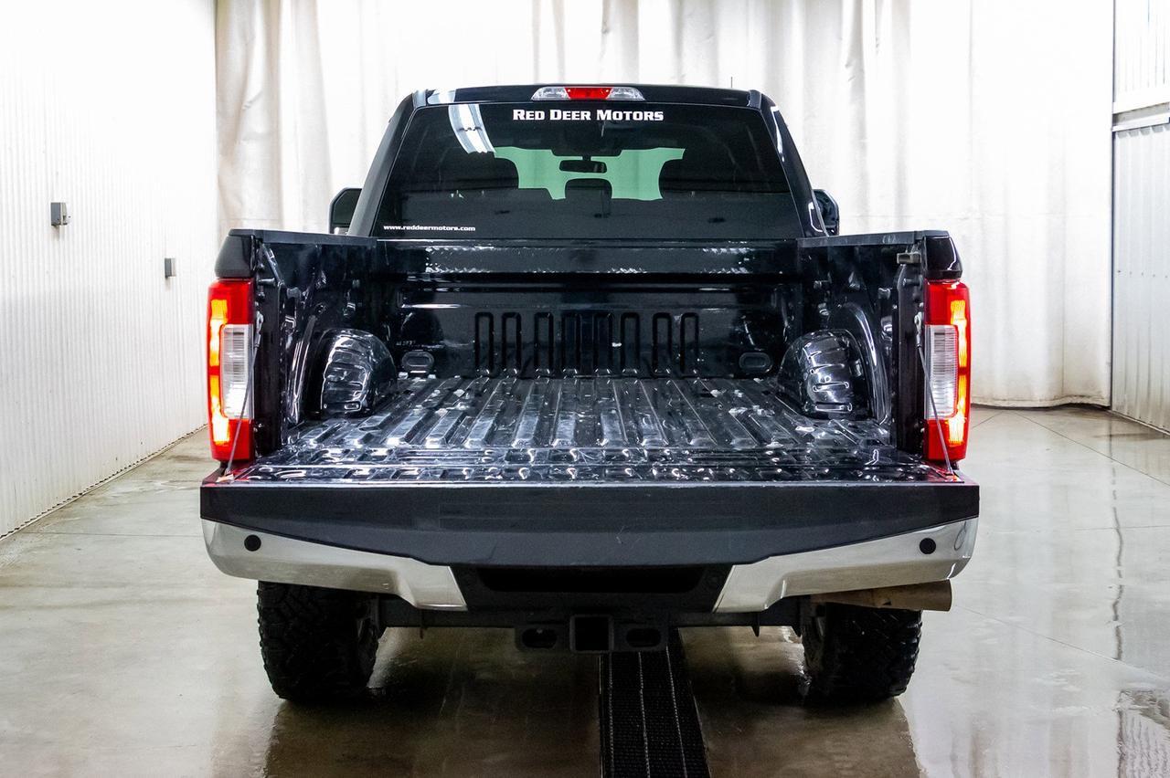 2017 Ford F-350 4x4 Crew Cab XLT Diesel BCam Red Deer AB