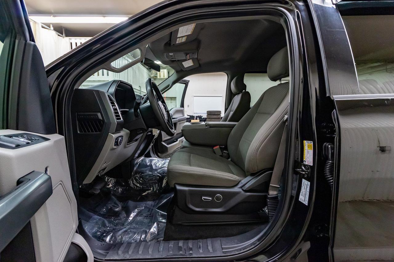 2017 Ford F-350 4x4 Crew Cab XLT Diesel BCam Red Deer AB