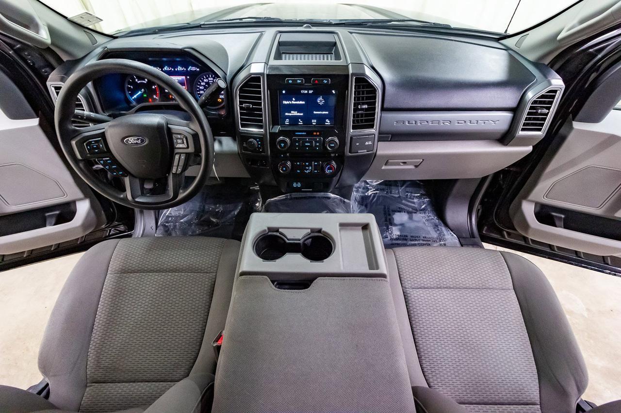 2017 Ford F-350 4x4 Crew Cab XLT Diesel BCam Red Deer AB