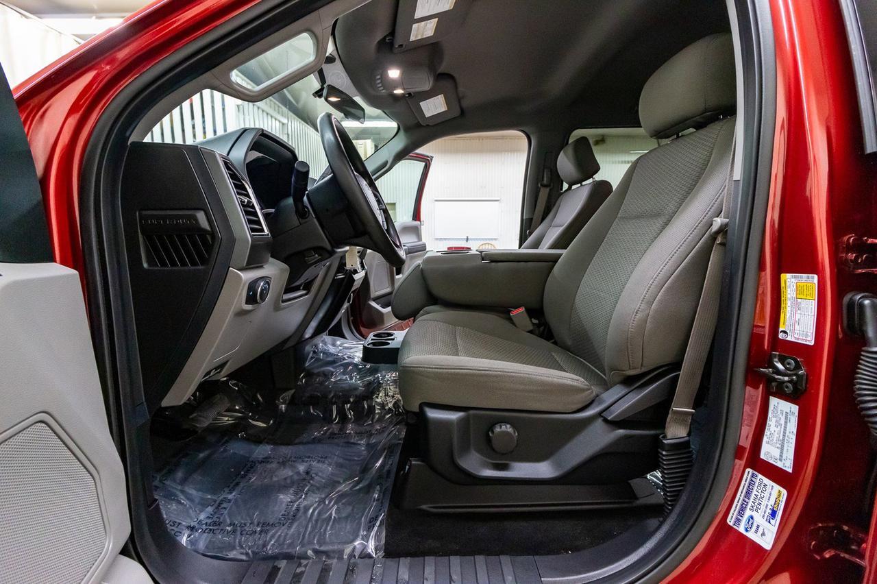 2017 Ford F-350 4x4 Crew Cab XLT Diesel BCam Red Deer AB