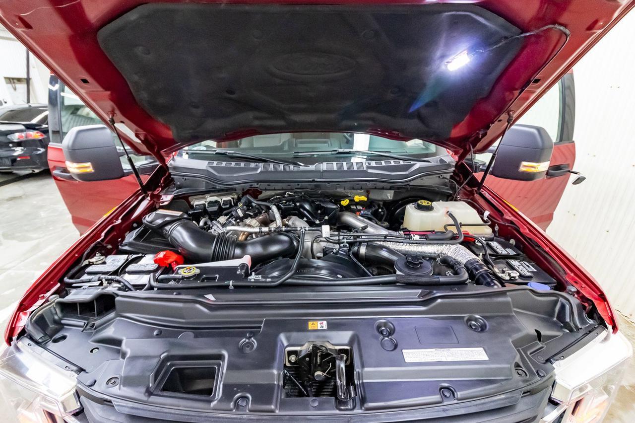 2017 Ford F-350 4x4 Crew Cab XLT Diesel BCam Red Deer AB