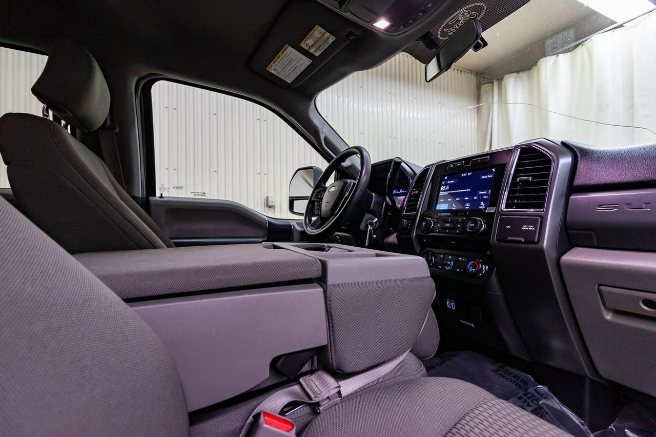 2017 Ford F-350 4x4 Crew Cab XLT Diesel BCam Red Deer AB