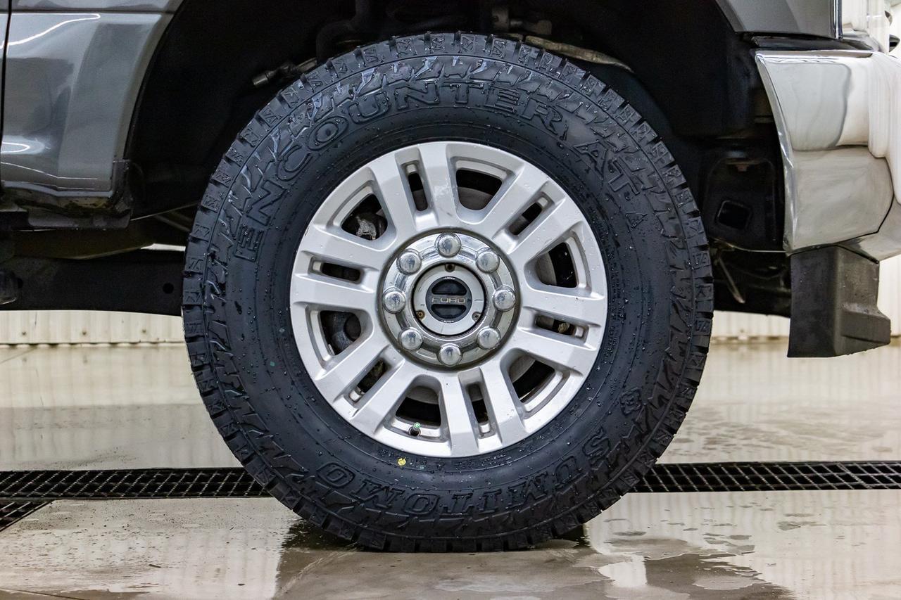2017 Ford F-350 4x4 Crew Cab XLT Diesel BCam Red Deer AB
