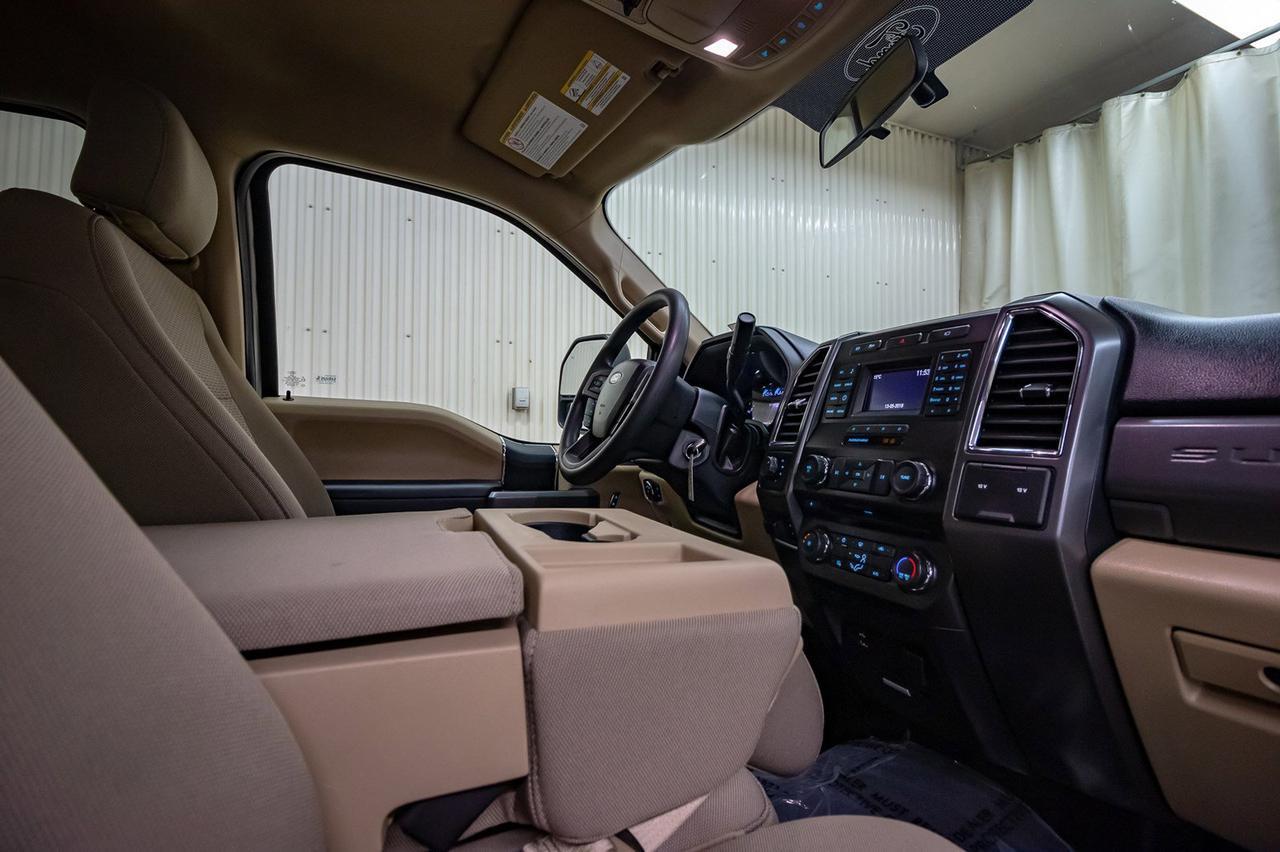 2017 Ford F-350 4x4 Crew Cab XLT Diesel BCam Red Deer AB