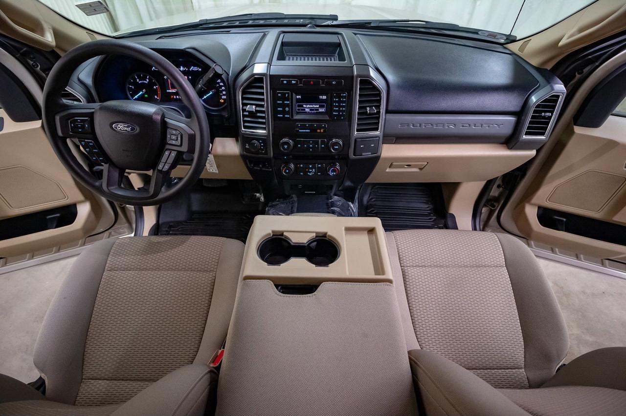 2017 Ford F-350 4x4 Crew Cab XLT Diesel BCam Red Deer AB