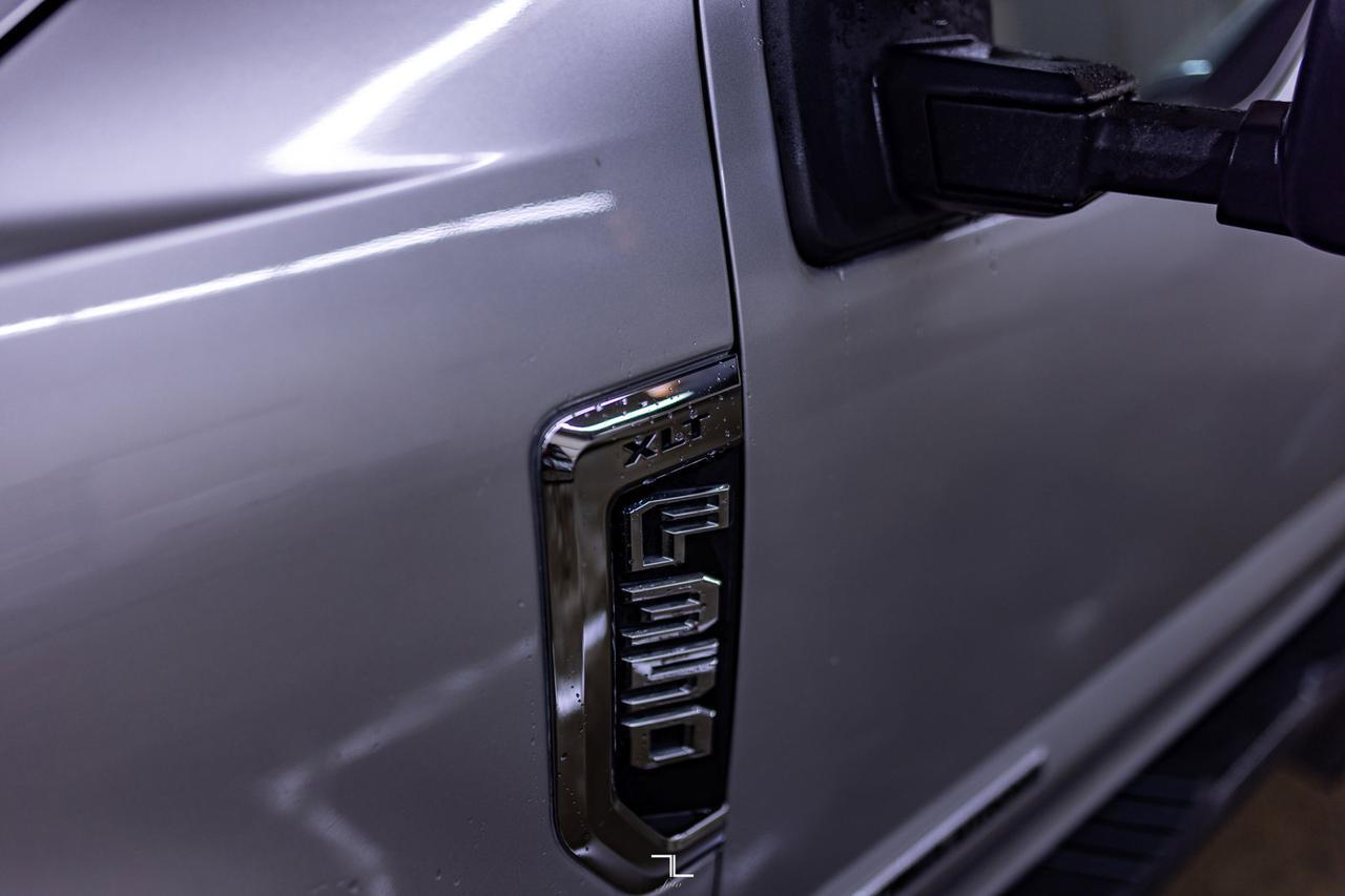 2017 Ford F-350 4x4 Crew Cab XLT Diesel BCam Red Deer AB