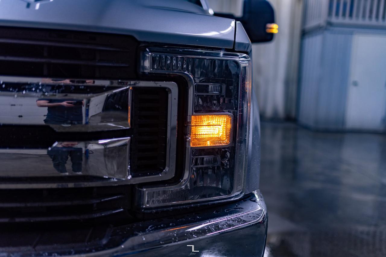 2017 Ford F-350 4x4 Crew Cab XLT Diesel BCam Red Deer AB