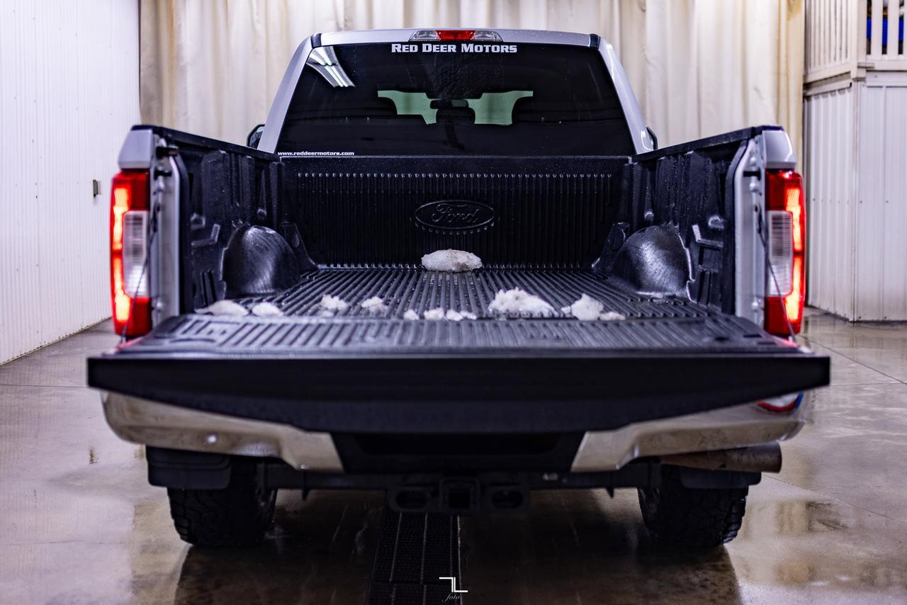 2017 Ford F-350 4x4 Crew Cab XLT Diesel BCam Red Deer AB