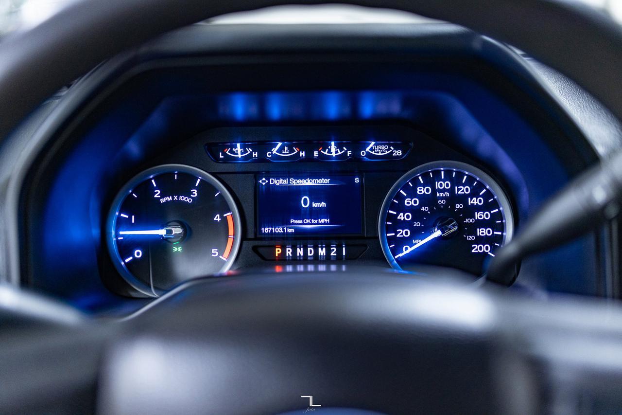 2017 Ford F-350 4x4 Crew Cab XLT Diesel BCam Red Deer AB