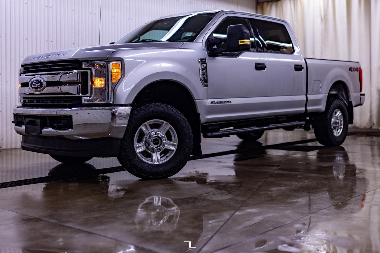 2017 Ford F-350 4x4 Crew Cab XLT Diesel BCam Red Deer AB