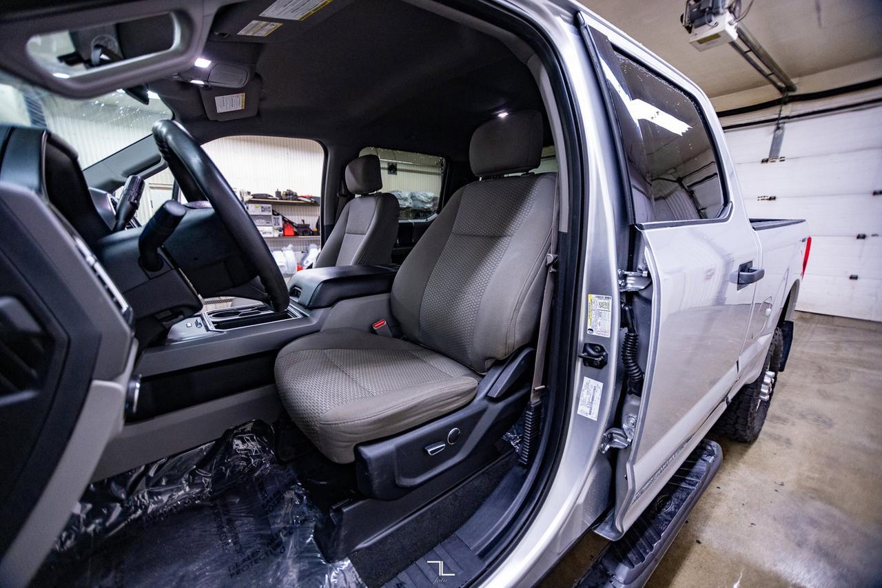 2017 Ford F-350 4x4 Crew Cab XLT Diesel BCam Red Deer AB