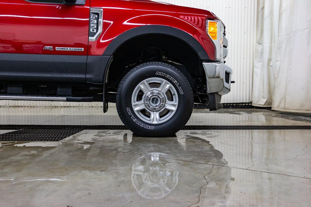 2017 Ford F-350 4x4 Crew Cab XLT Diesel Red Deer AB