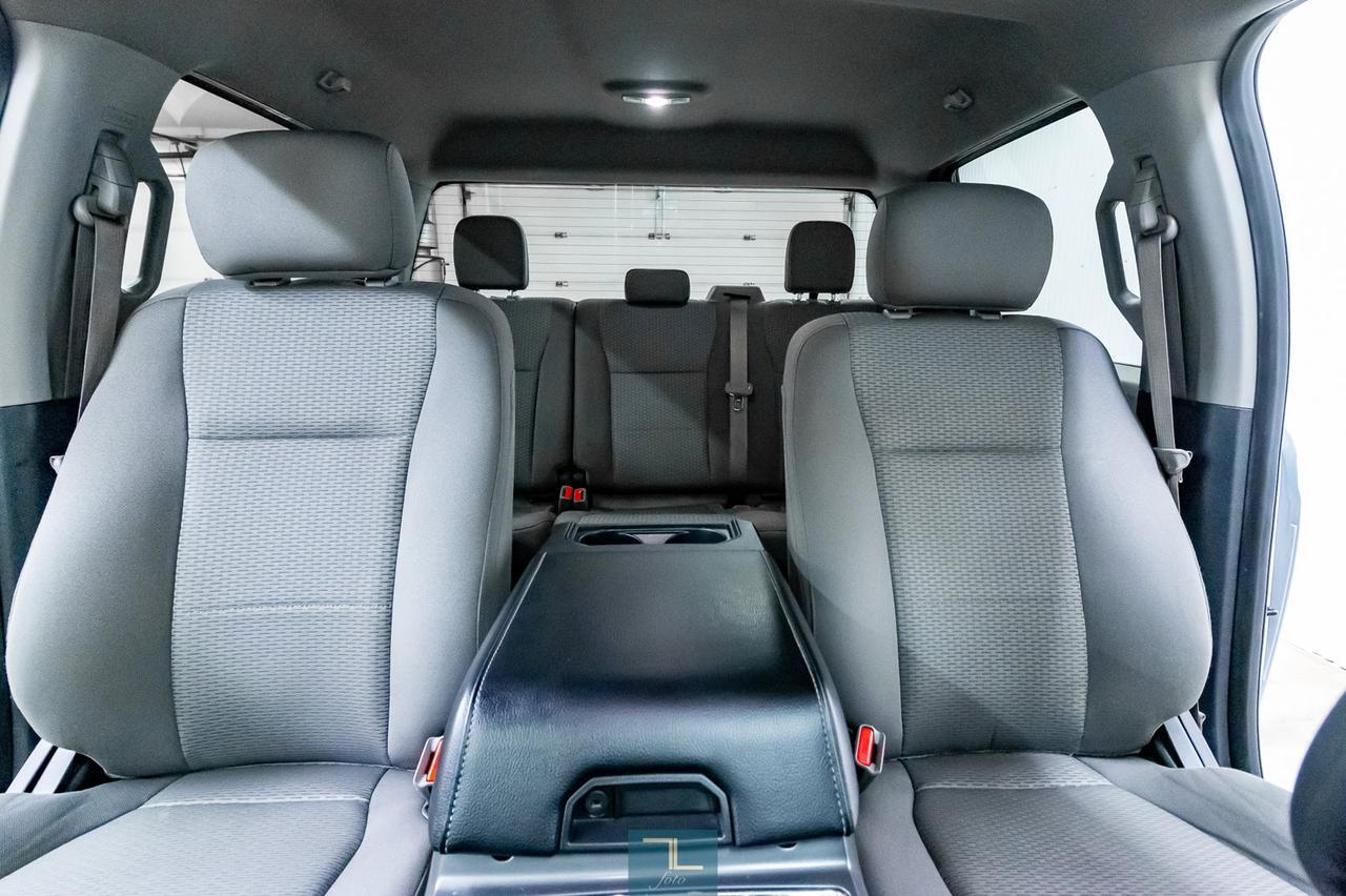 2017 Ford F-350 4x4 Crew Cab XLT Dually Diesel Nav BCam Red Deer AB