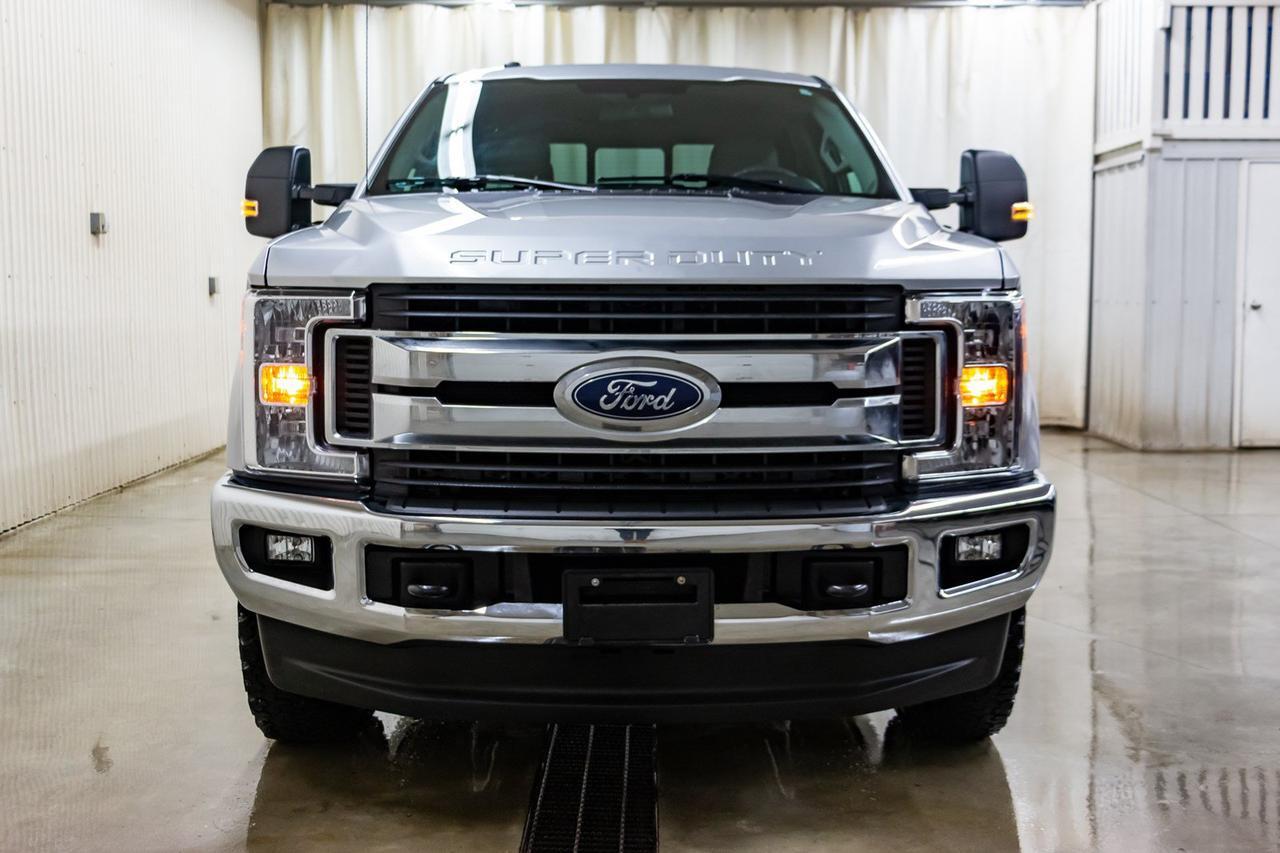 2017 Ford F-350 4x4 Crew Cab XLT FX4 Diesel Nav Red Deer AB