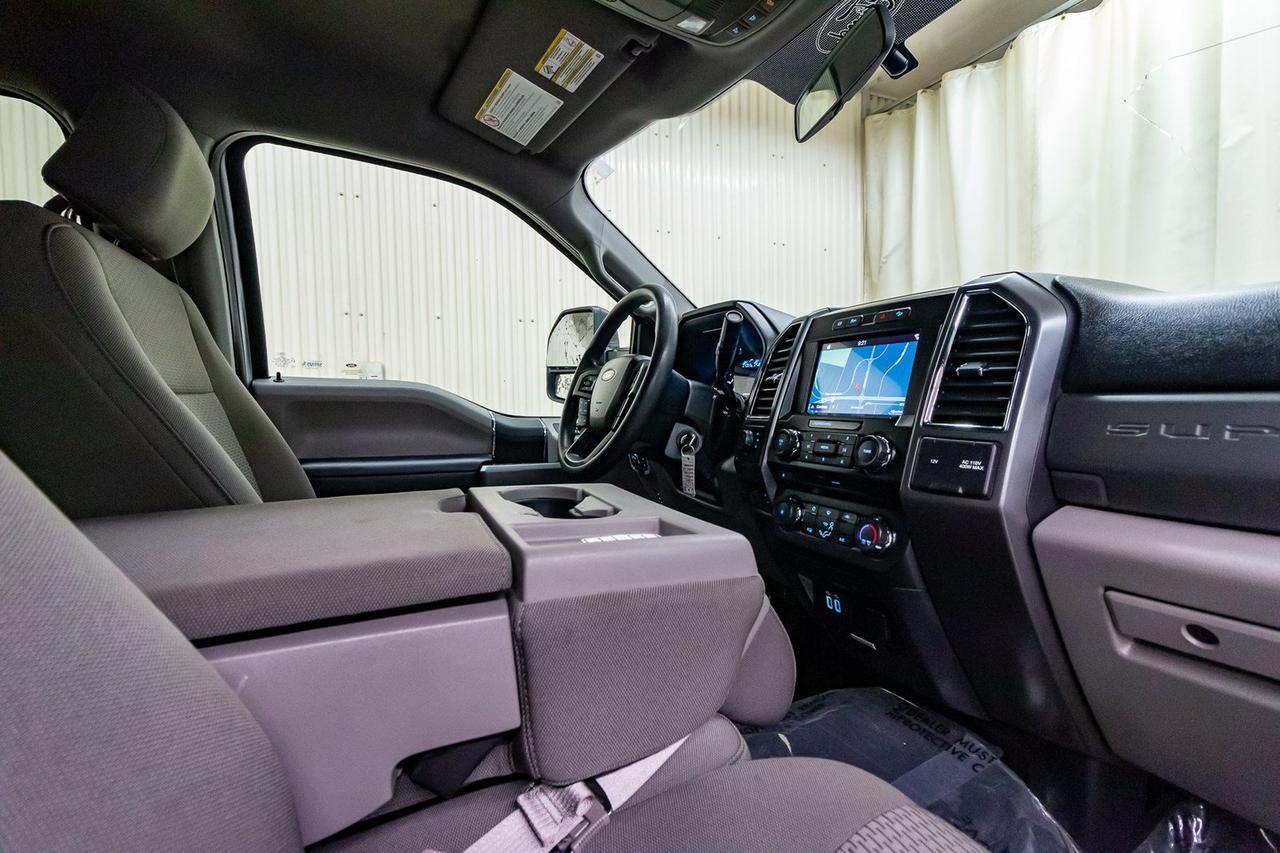 2017 Ford F-350 4x4 Crew Cab XLT FX4 Diesel Nav Red Deer AB
