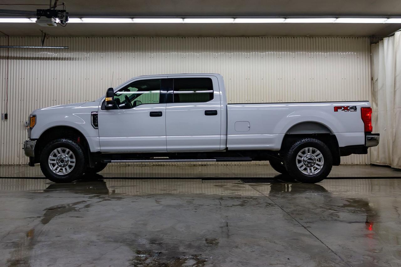 2017 Ford F-350 4x4 Crew Cab XLT FX4 LWB Bcam Red Deer AB