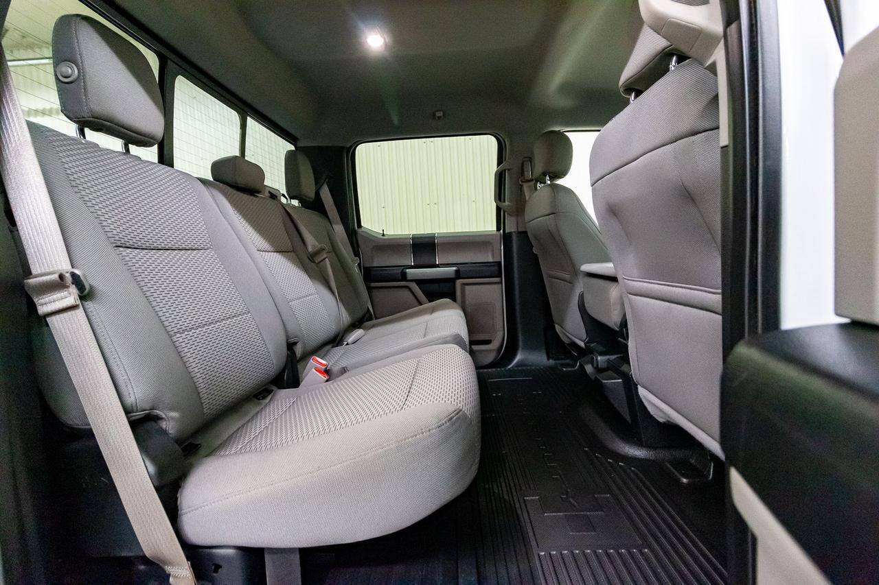 2017 Ford F-350 4x4 Crew Cab XLT FX4 LWB Bcam Red Deer AB