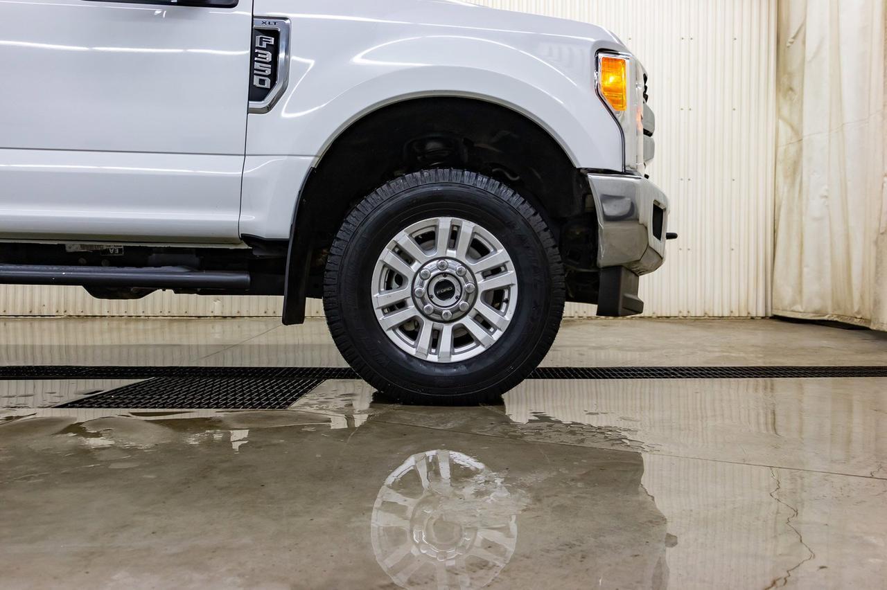 2017 Ford F-350 4x4 Crew Cab XLT FX4 LWB Red Deer AB