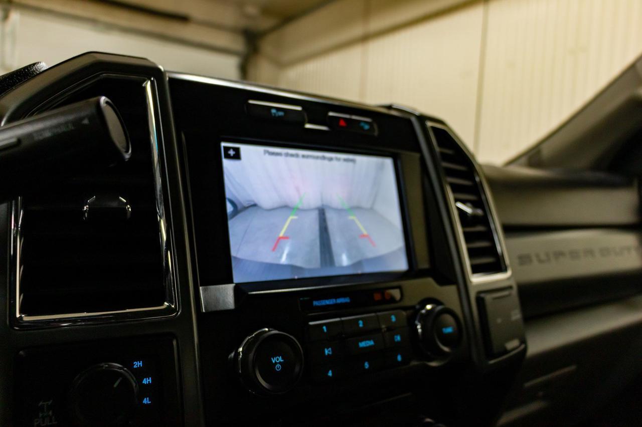 2017 Ford F-350 4x4 Crew Cab XLT FX4 LWB Red Deer AB