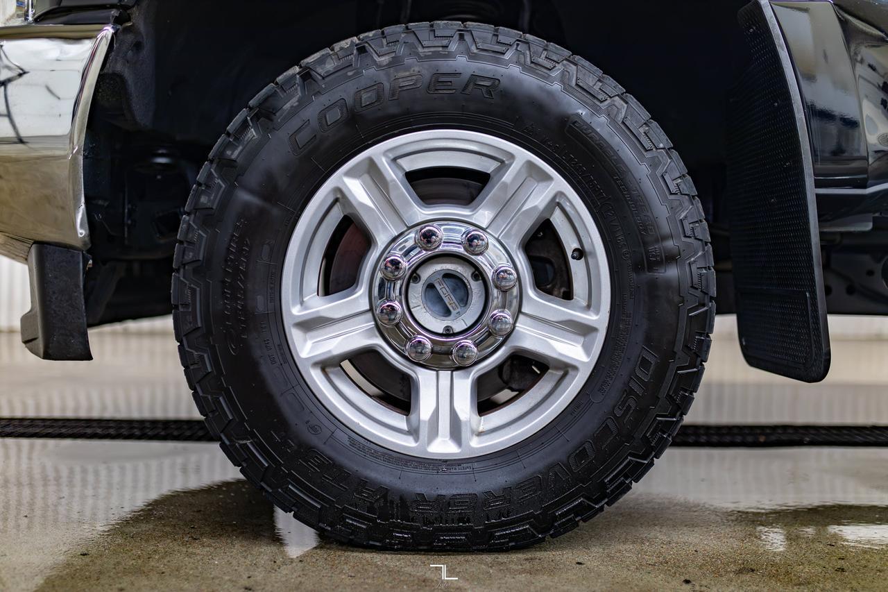 2017 Ford F-350 4x4 Crew Cab XLT Longbox Diesel PSeat BCam Red Deer AB