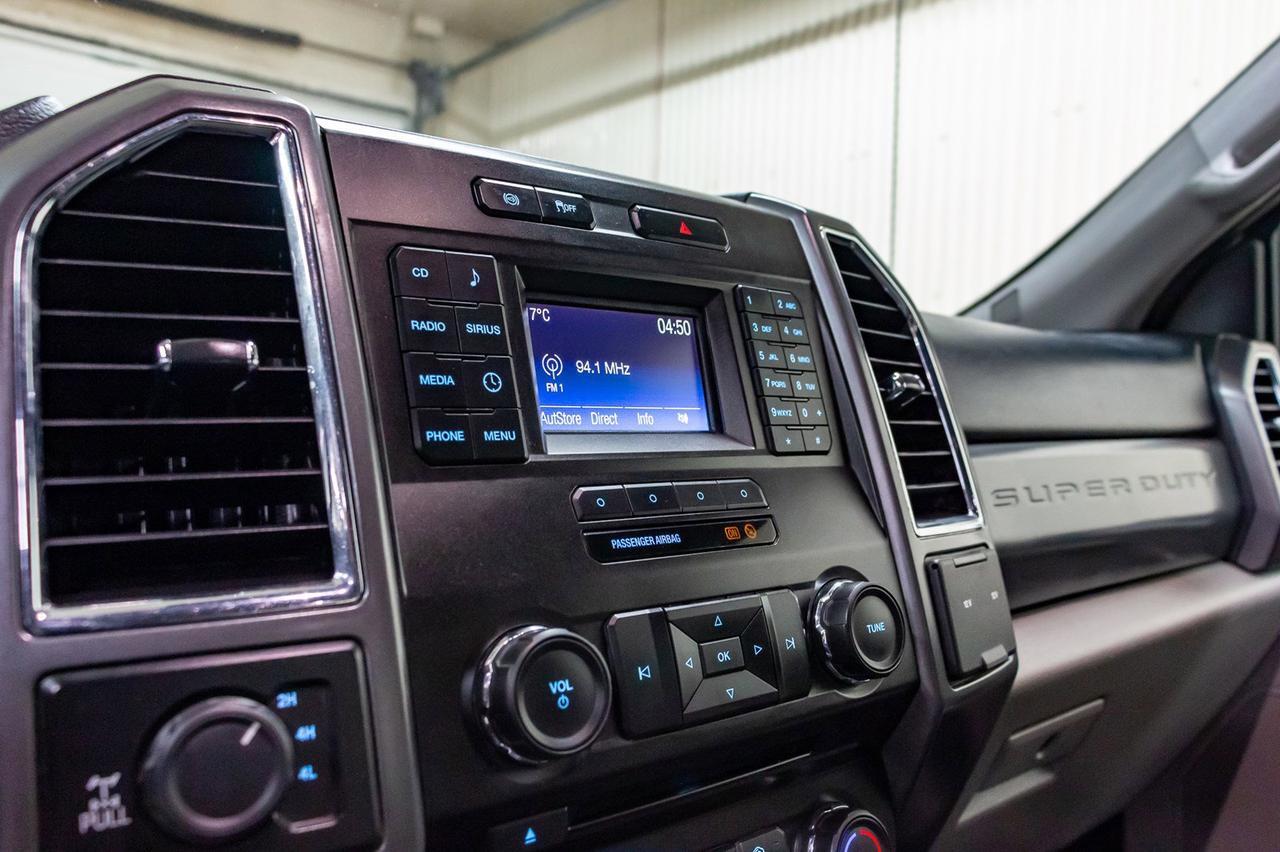 2017 Ford F-350 4x4 Crew Cab XLT Longbox Diesel Red Deer AB