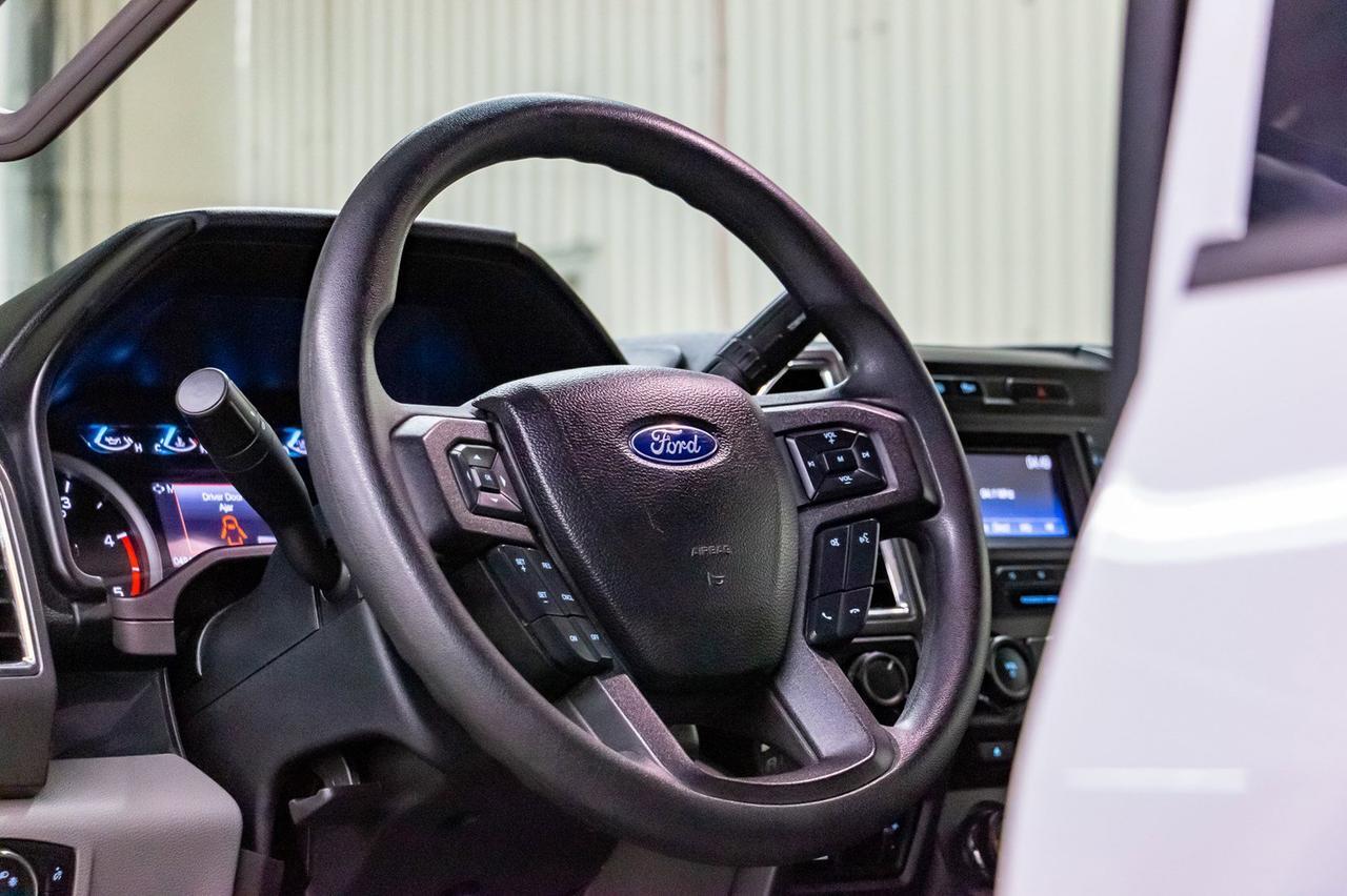 2017 Ford F-350 4x4 Crew Cab XLT Longbox Diesel Red Deer AB