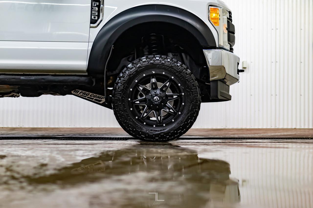 2017 Ford F-350 4x4 Regular Cab XL 6" Lift Red Deer AB