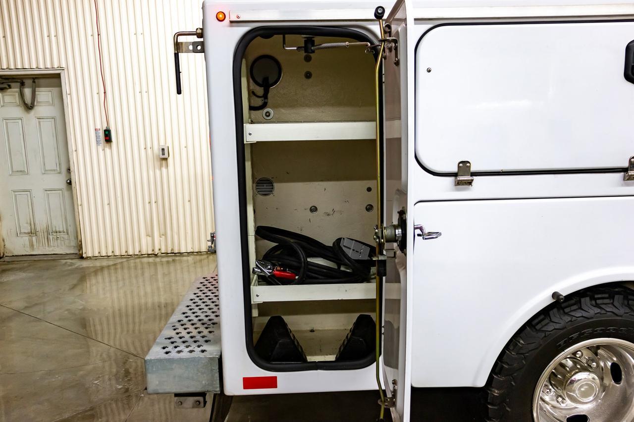 2017 Ford F-350 4x4 Super Cab XLT Service Box Red Deer AB