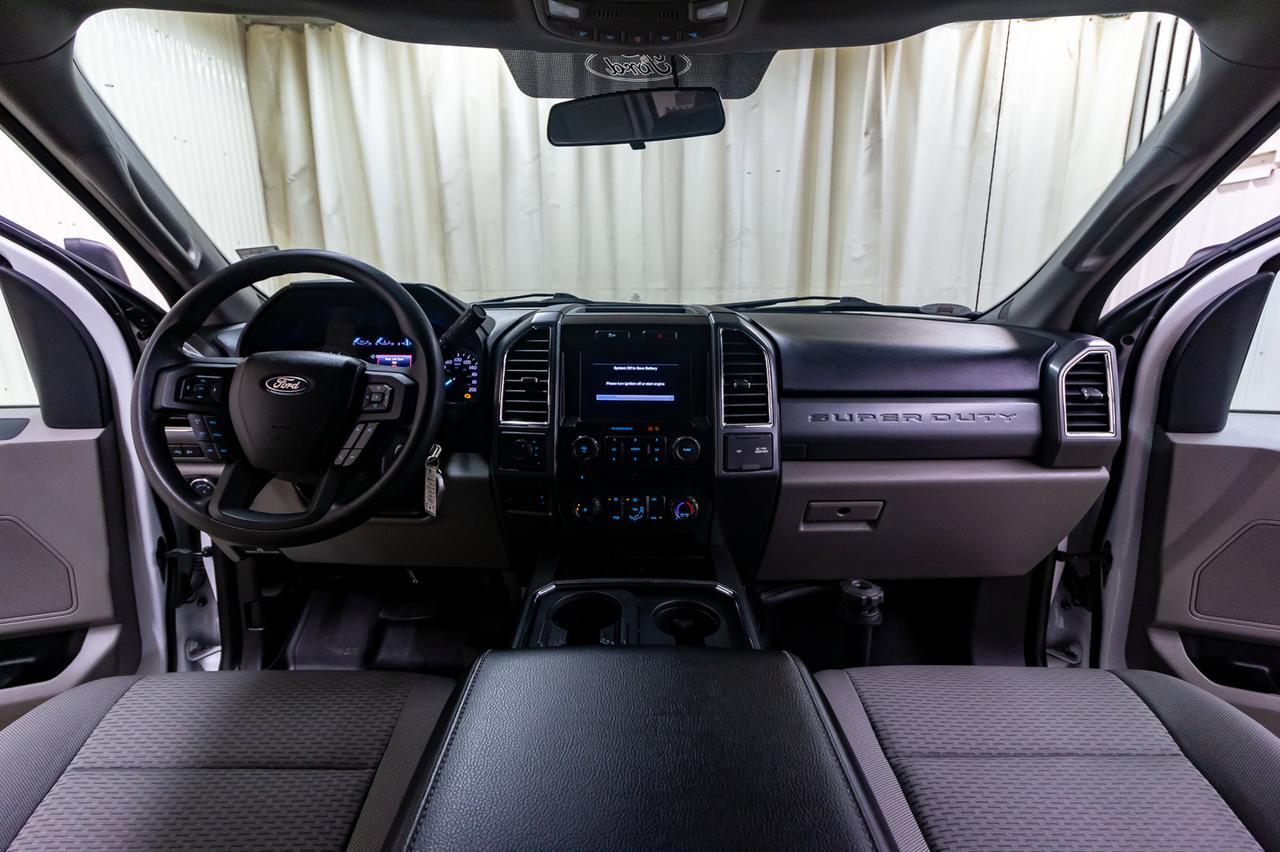 2017 Ford F-350 4x4 Super Cab XLT Service Box Red Deer AB