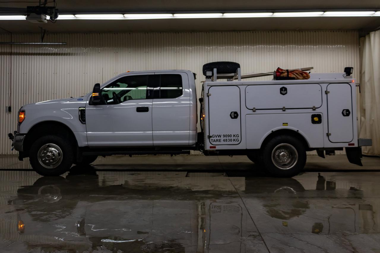 2017 Ford F-350 4x4 Super Cab XLT Service Box Red Deer AB