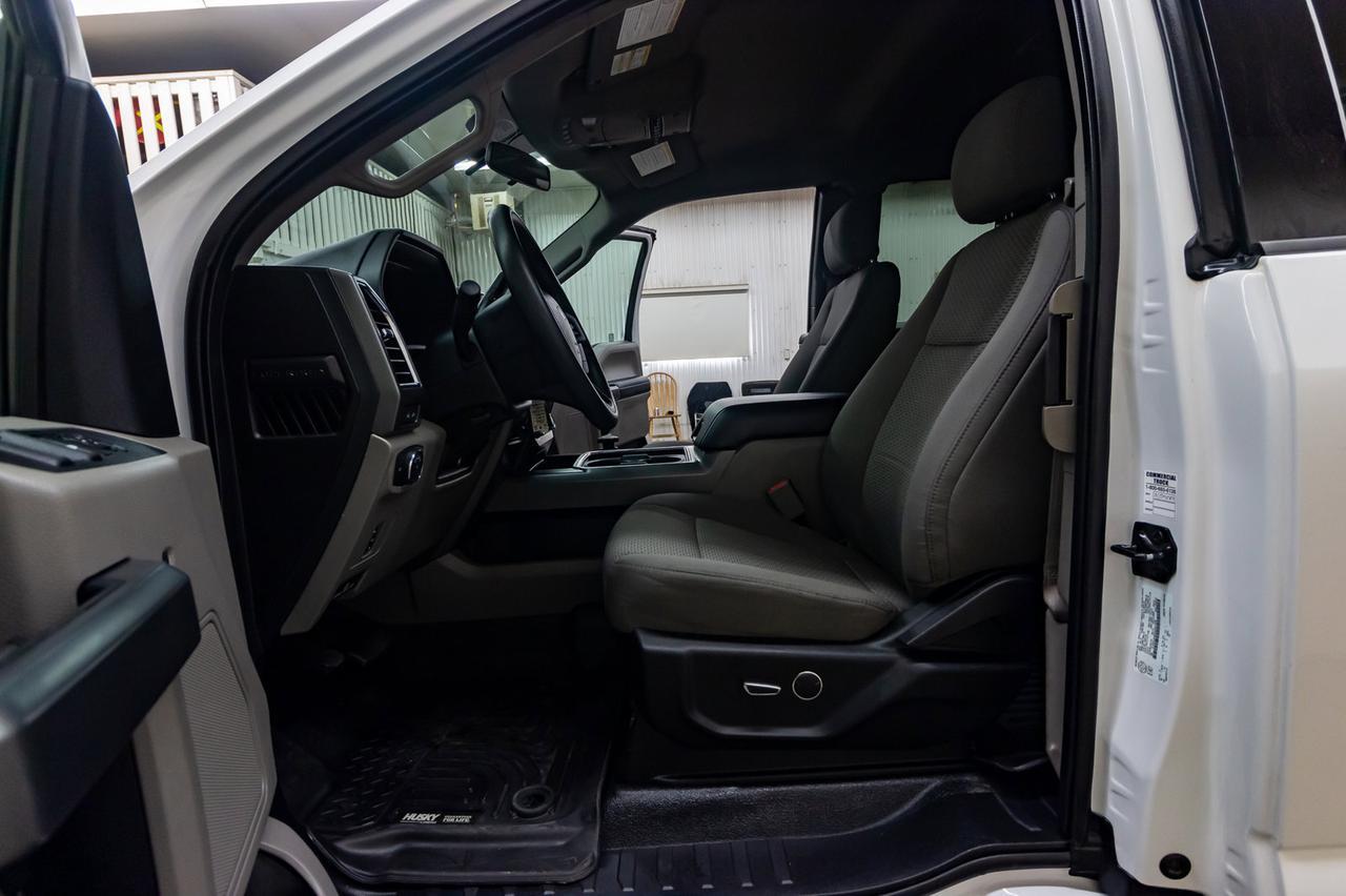 2017 Ford F-350 4x4 Super Cab XLT Service Box Red Deer AB