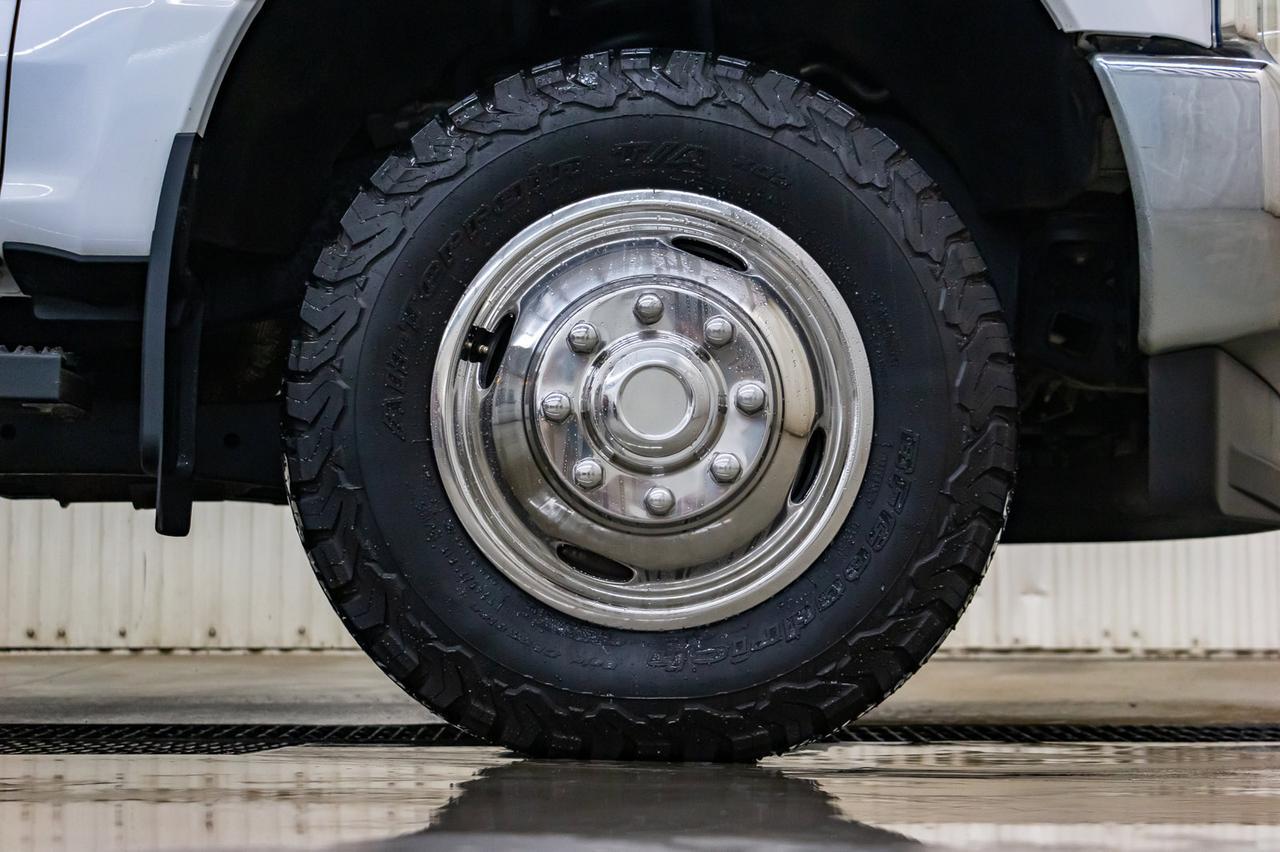 2017 Ford F-350 4x4 Super Cab XLT Service Box Red Deer AB