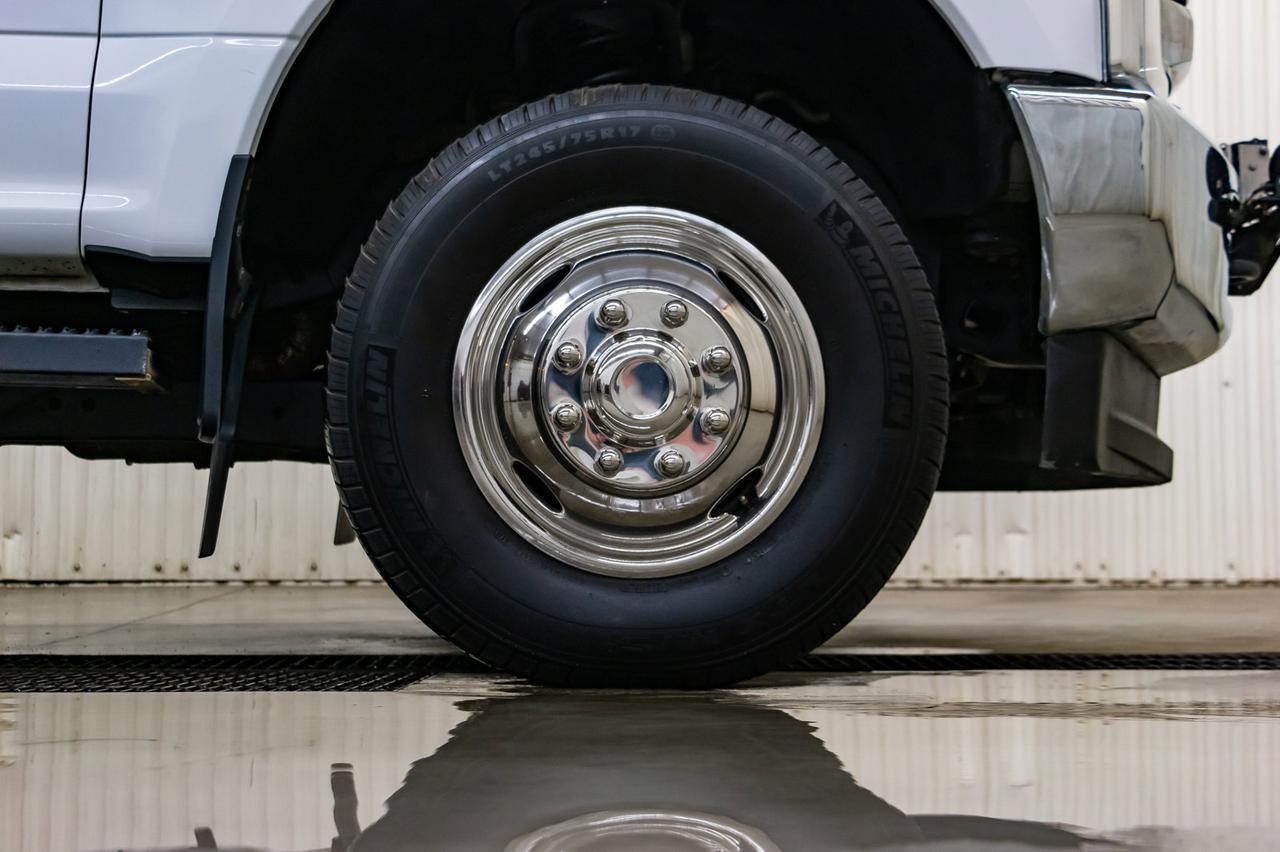 2017 Ford F-350 4x4 Super Cab XLT Service Box Red Deer AB