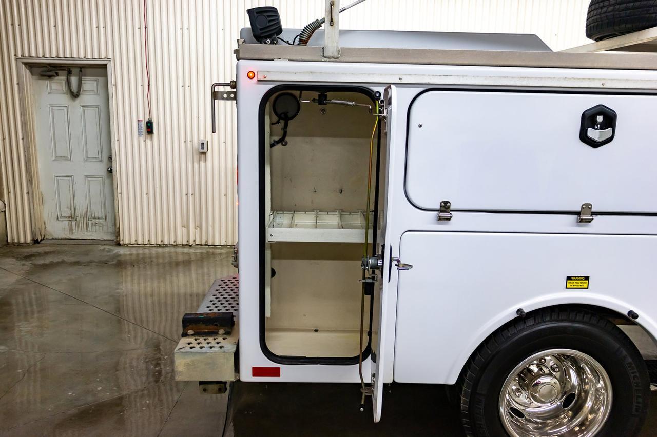 2017 Ford F-350 4x4 Super Cab XLT Service Box Red Deer AB