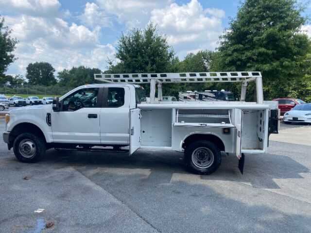 2017 Ford F-350 Chassis XL w/Rear Doors DRW Charlotte NC