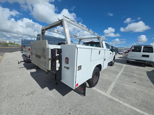2017 Ford F-350 Chassis XL w/Rear Doors DRW Charlotte NC