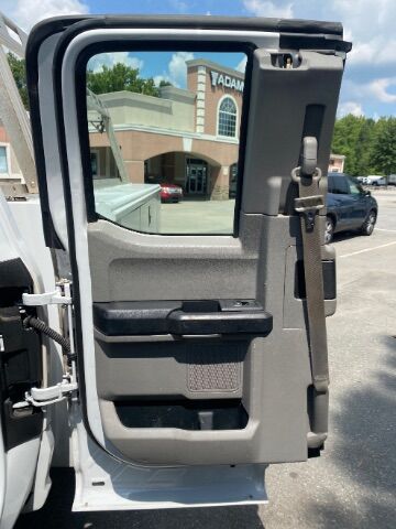 2017 Ford F-350 Chassis XL w/Rear Doors DRW Charlotte NC